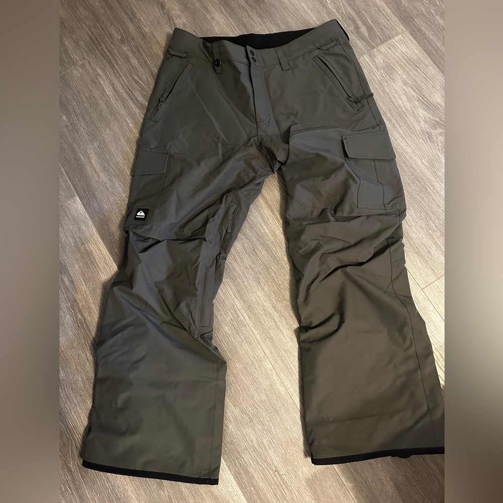 Men’s Large Quicksilver snow pants
